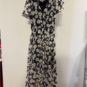 Rewind Black and White Daisy Maxi Dress